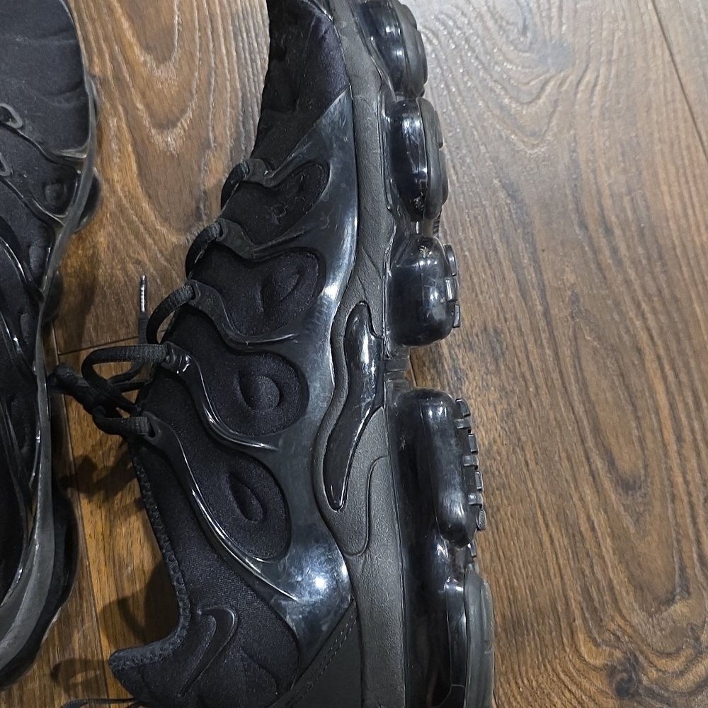 Men's In Good Condition Size 13 NIKE VAPORMAX. - Picture 10 of 12